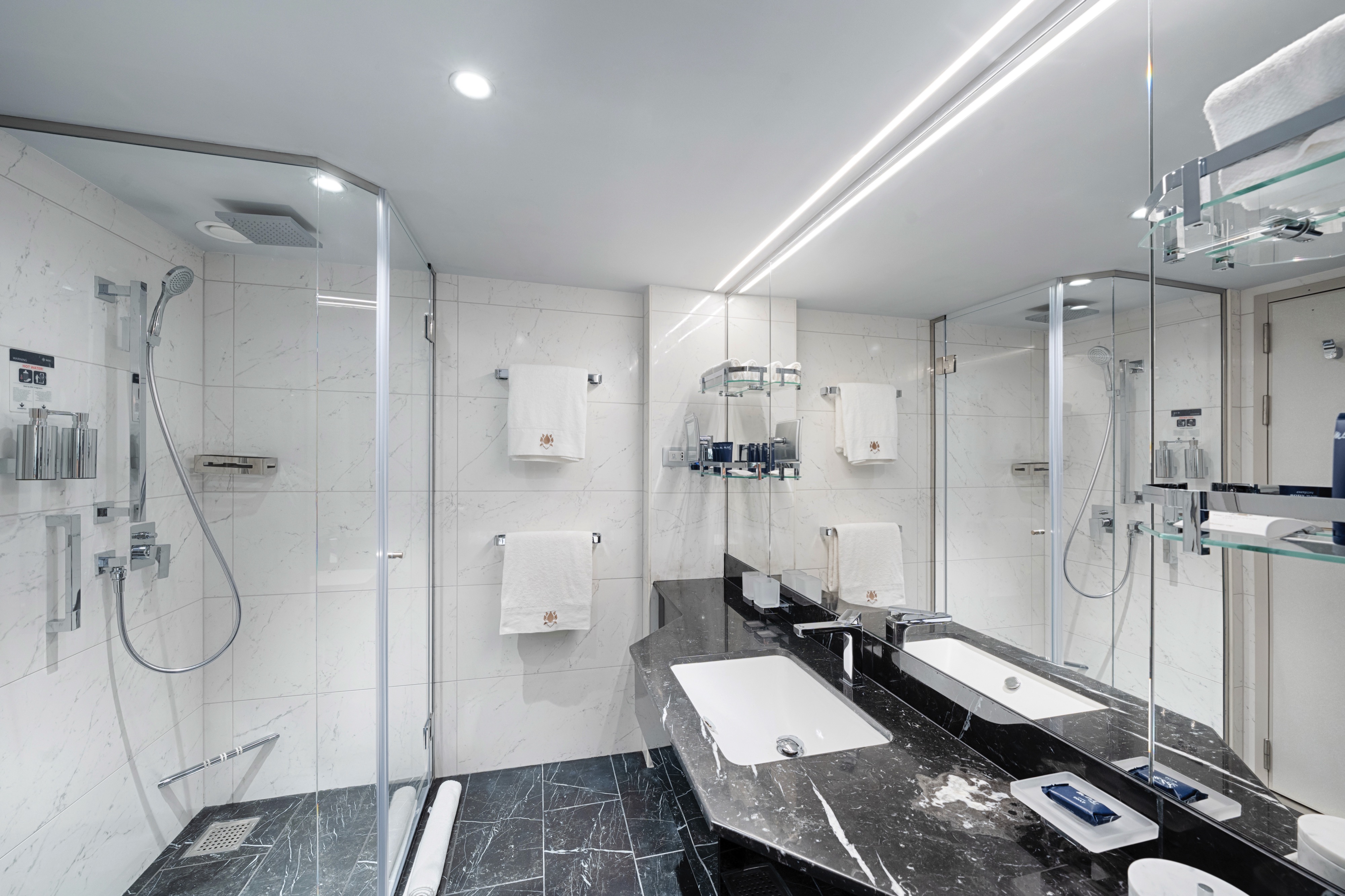 MSC Yacht Club Royal Suite with Whirlpool Bath